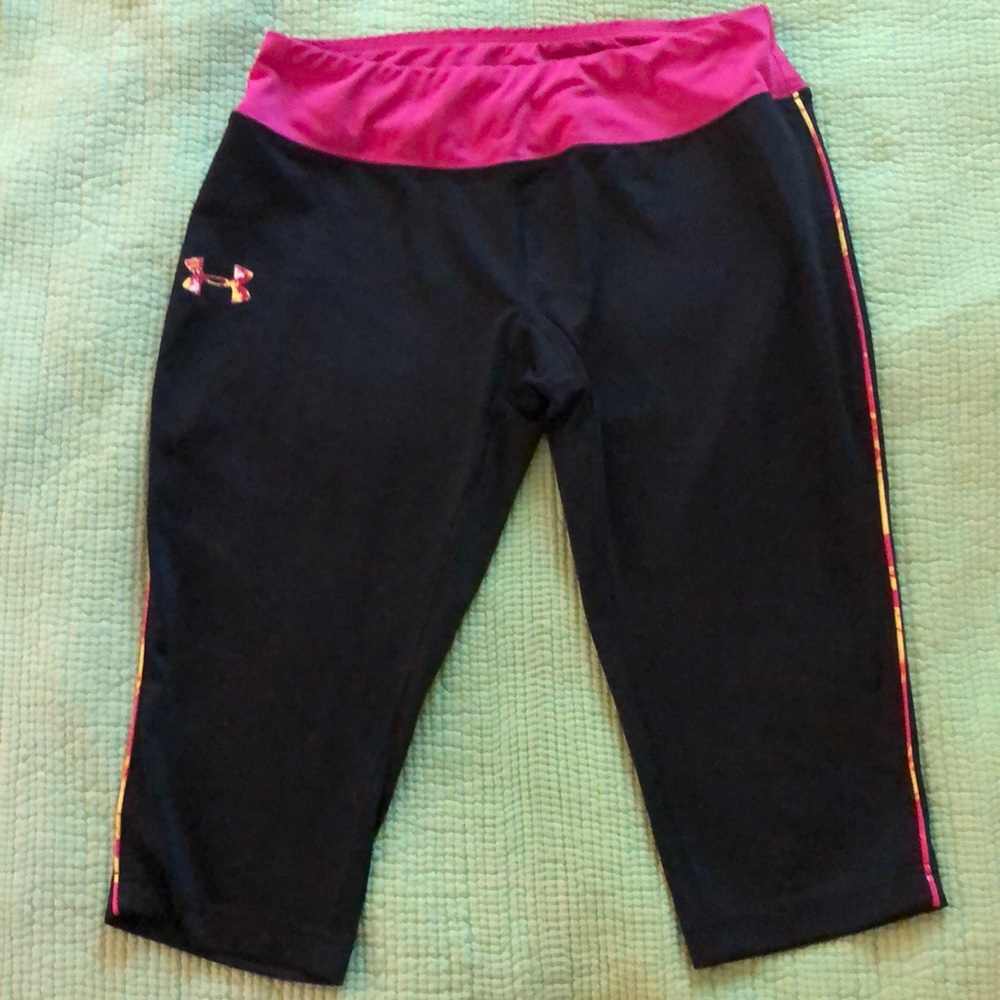 Under Armor YLG Heat Gear Leggings